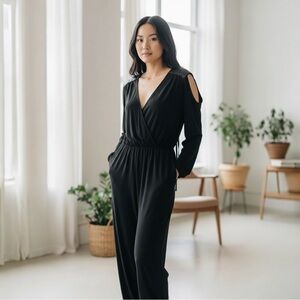 Thalia Sodi Black Long Sleeve Faux Leather Detail Cold Shoulder Jumpsuit NWOT XL